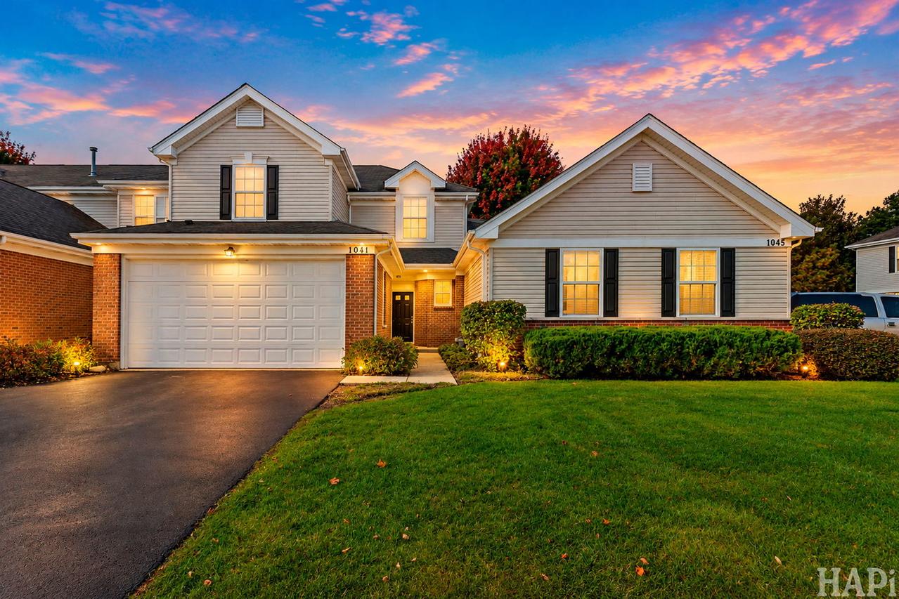 1041 Carrick Rd. #44-3, Mchenry, IL 60050