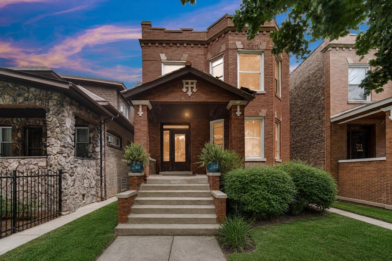 5228 W Quincy St., Chicago, IL 60644