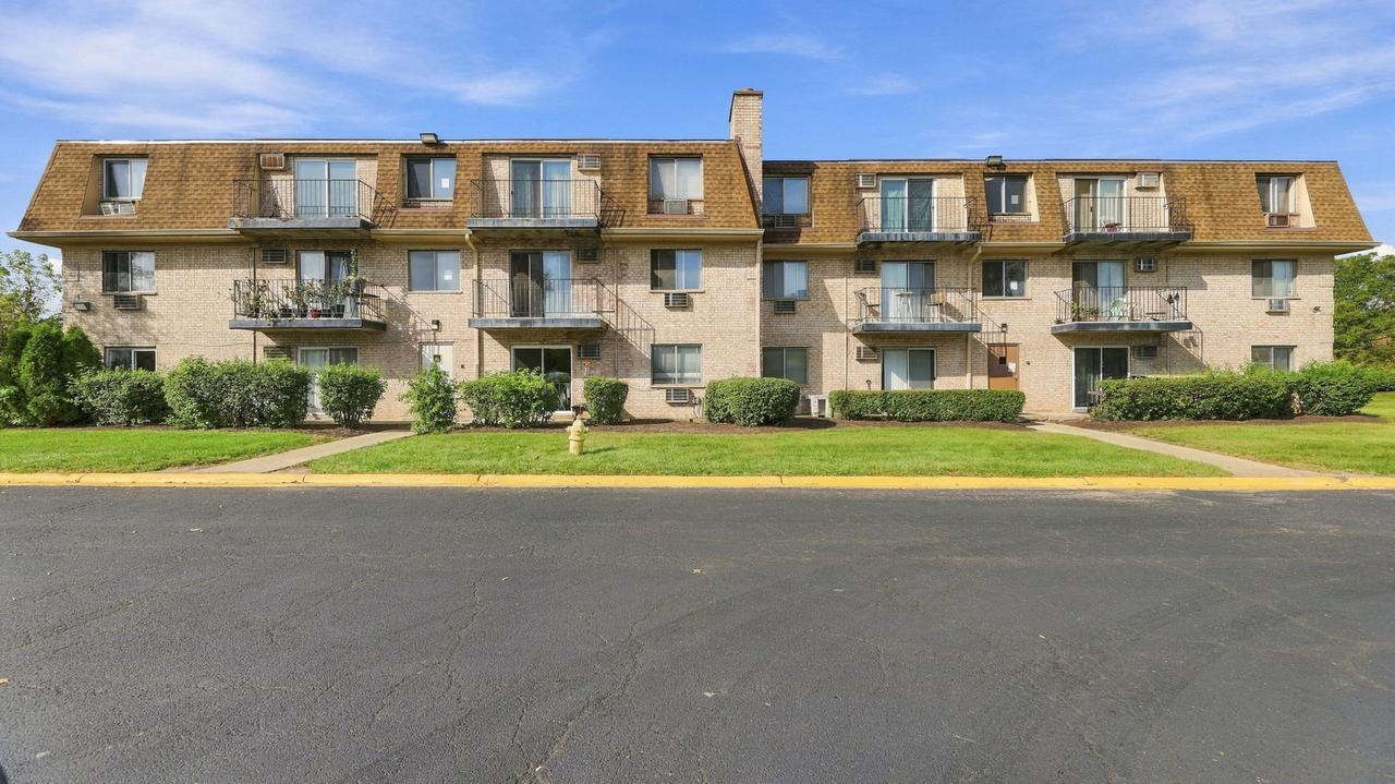 281 Shorewood Dr. #1d, Glendale Heights, IL 60139