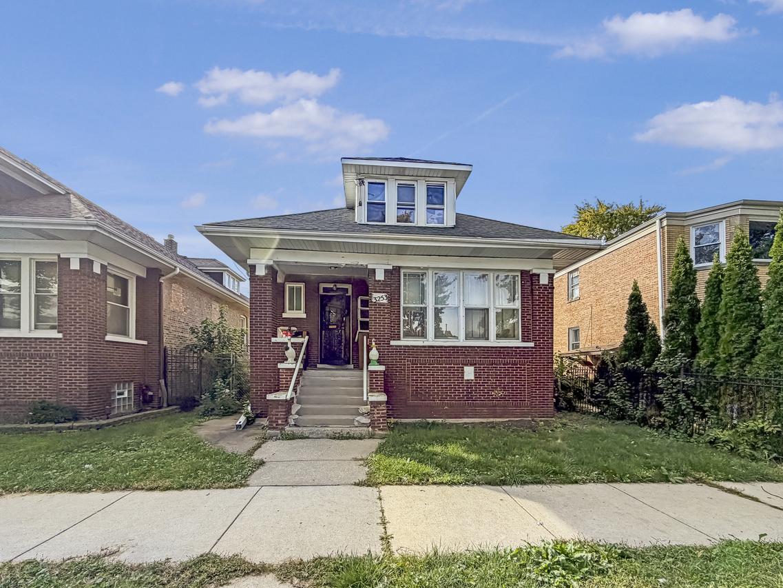 3253 W 65th Pl., Chicago, IL 60629