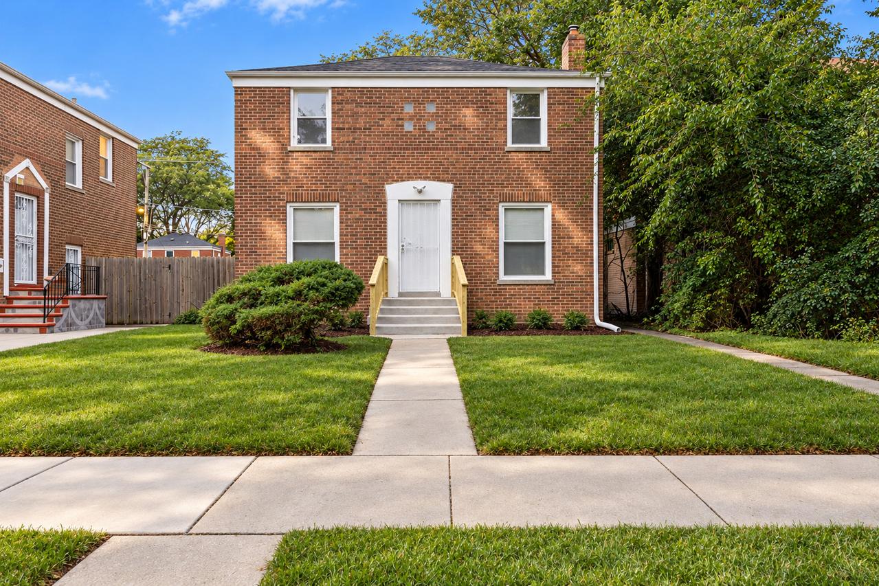 9926 S Luella Ave., Chicago, IL 60617