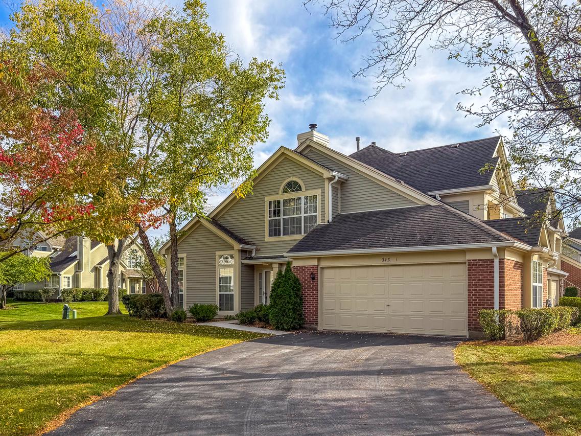 343 Ashford Cir. #1, Bartlett, IL 60103