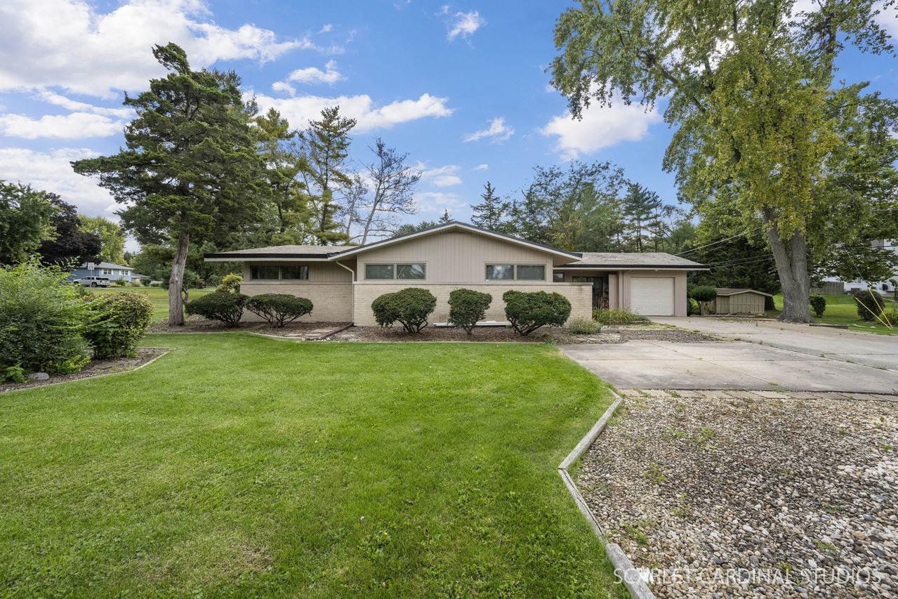 1S414 School St., Lombard, IL 60148