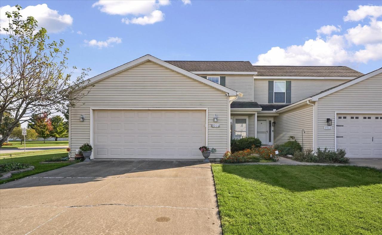 3901 Balmoral Dr., Champaign, IL 61822