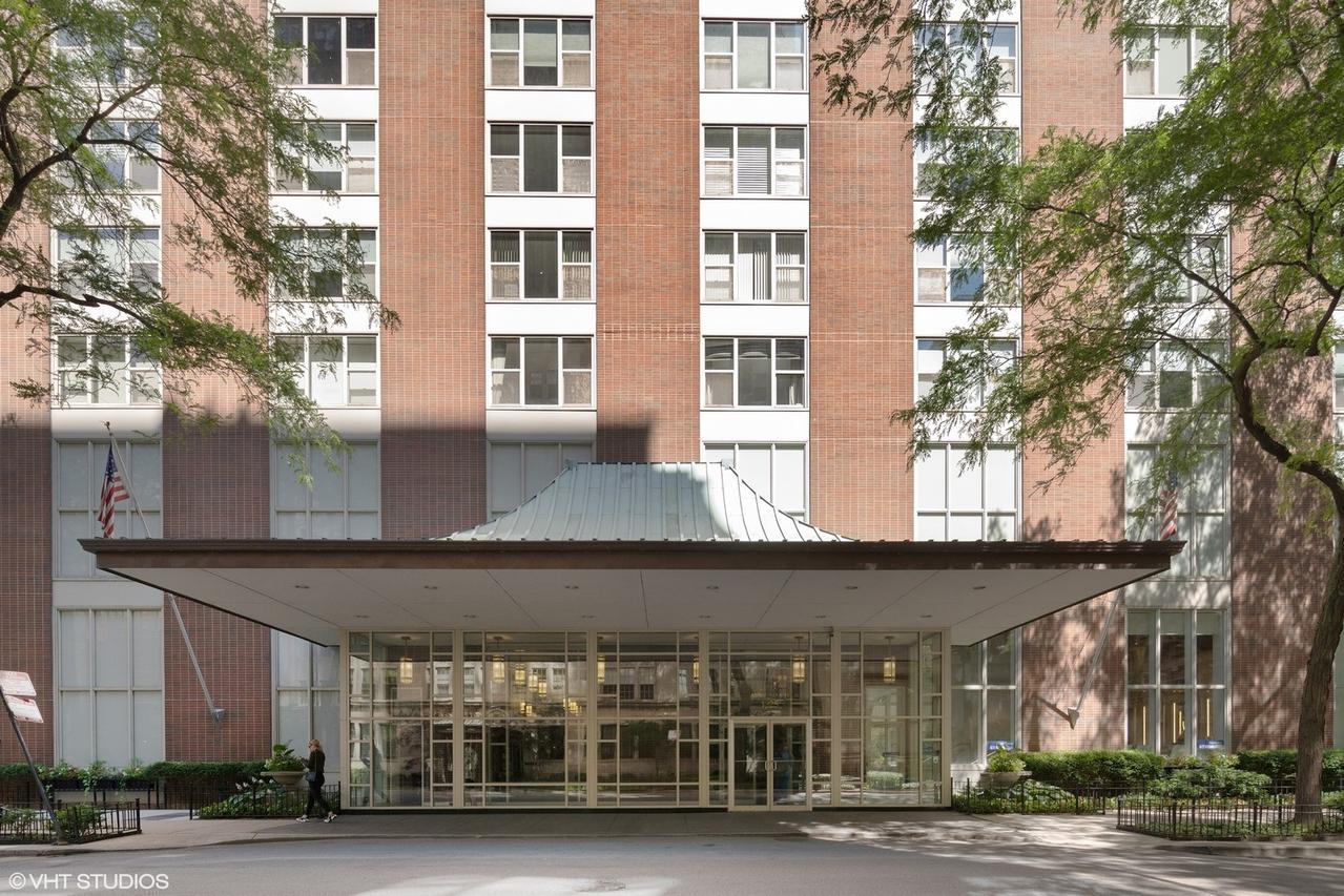 1325 N State Pkwy. #21D, Chicago, IL 60610