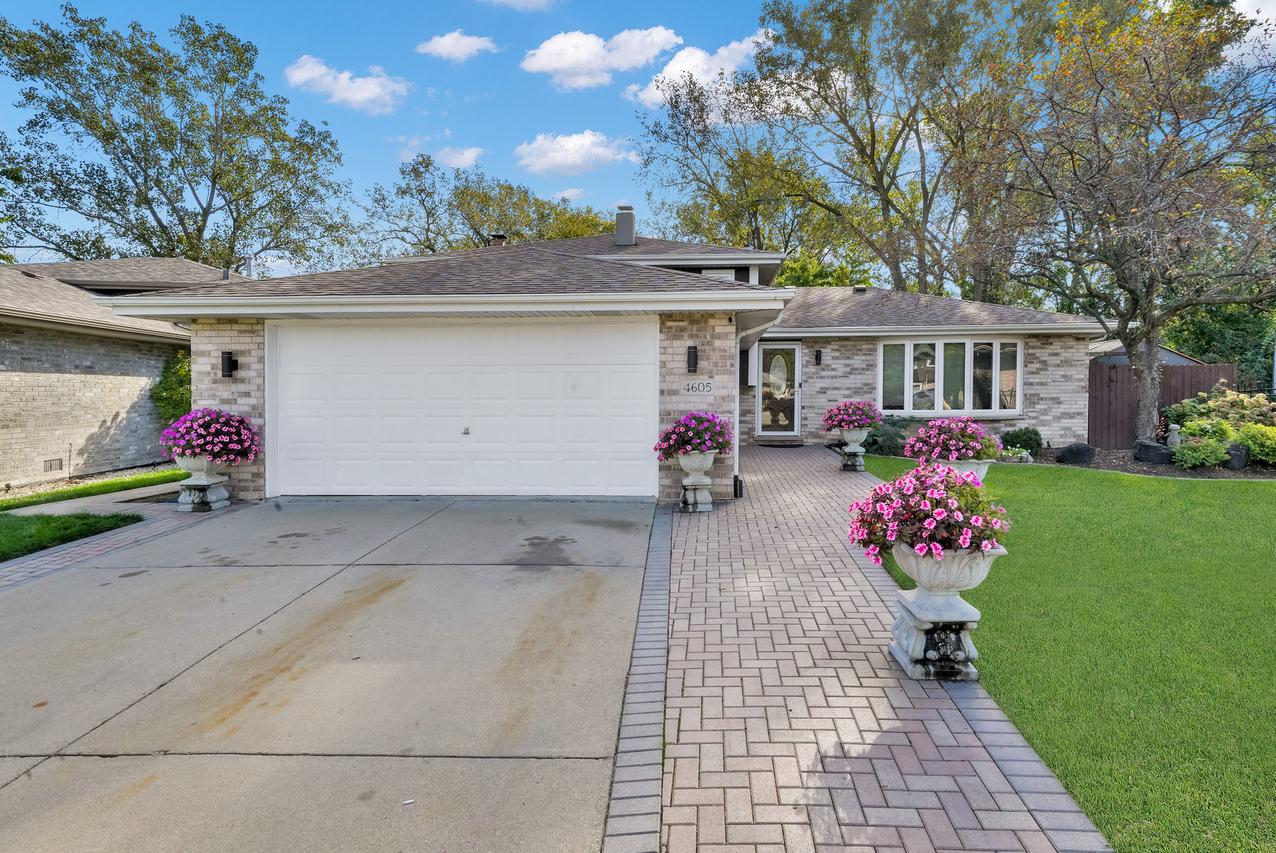 4605 W Spencer Ln., Alsip, IL 60803