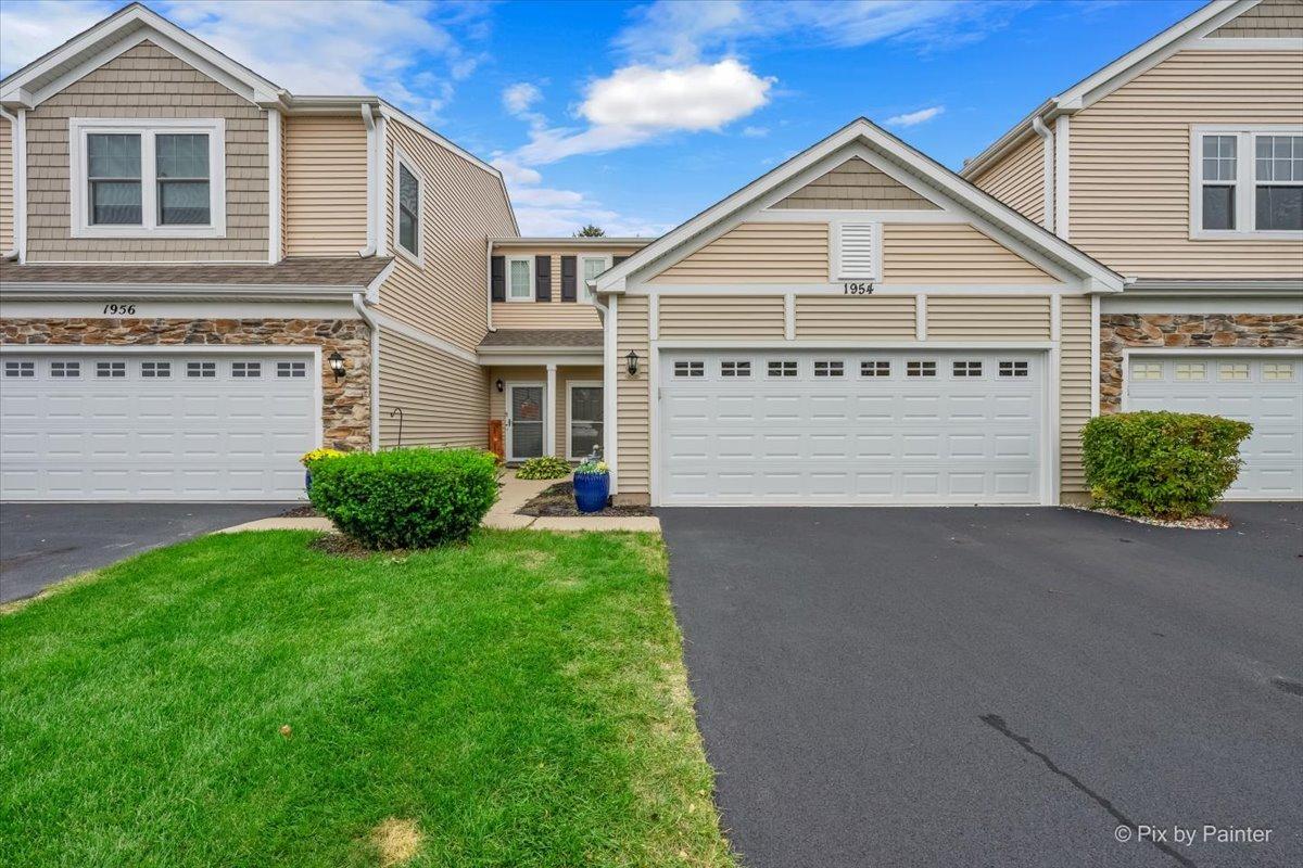 1954 Cobblestone Dr., Carpentersville, IL 60110