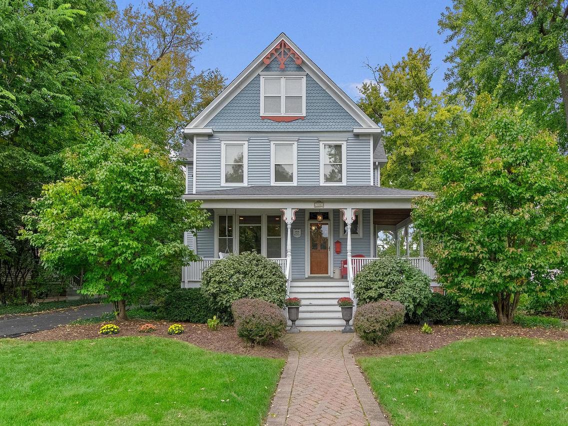 426 W Maple St., Lombard, IL 60148