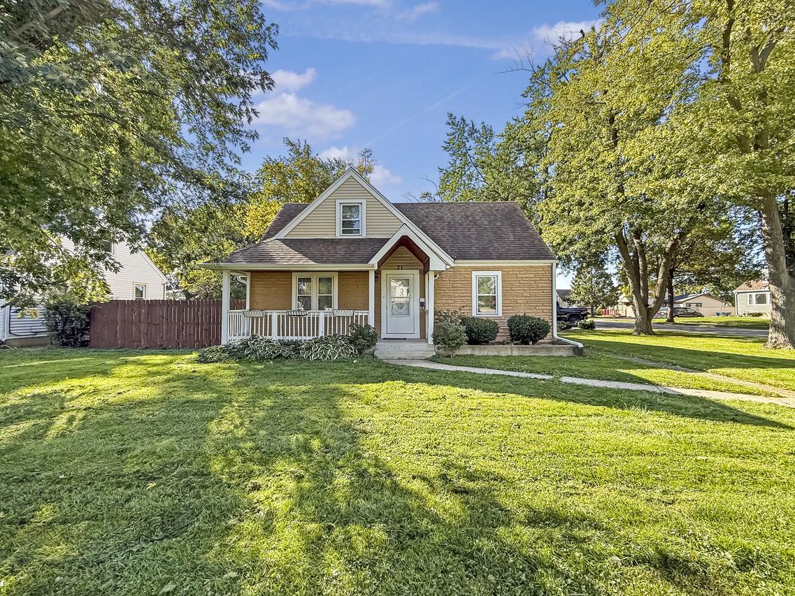 21 E Lyndale Ave., Northlake, IL 60164