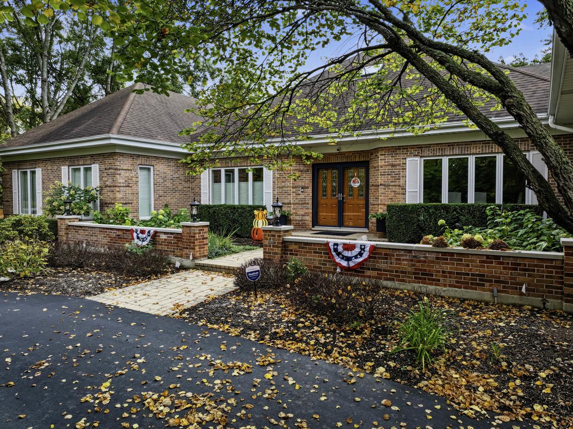14 Bridlewood Tr., South Barrington, IL 60010