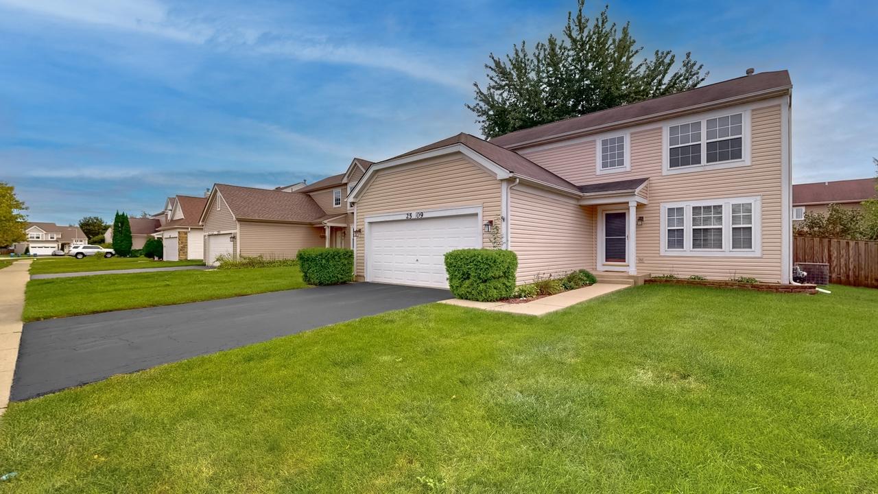 2509 Rosehall Ln., Aurora, IL 60503