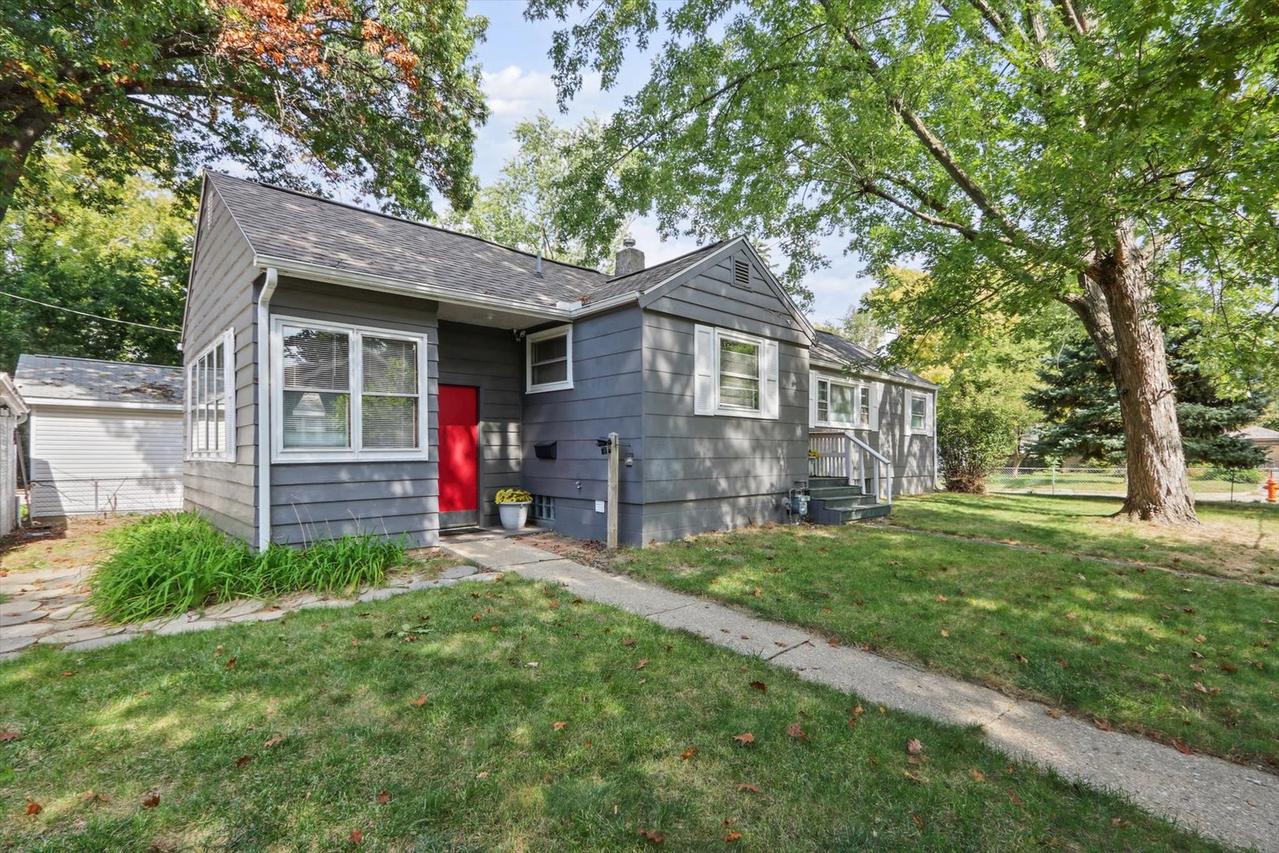 801 N Busey Ave., Urbana, IL 61801