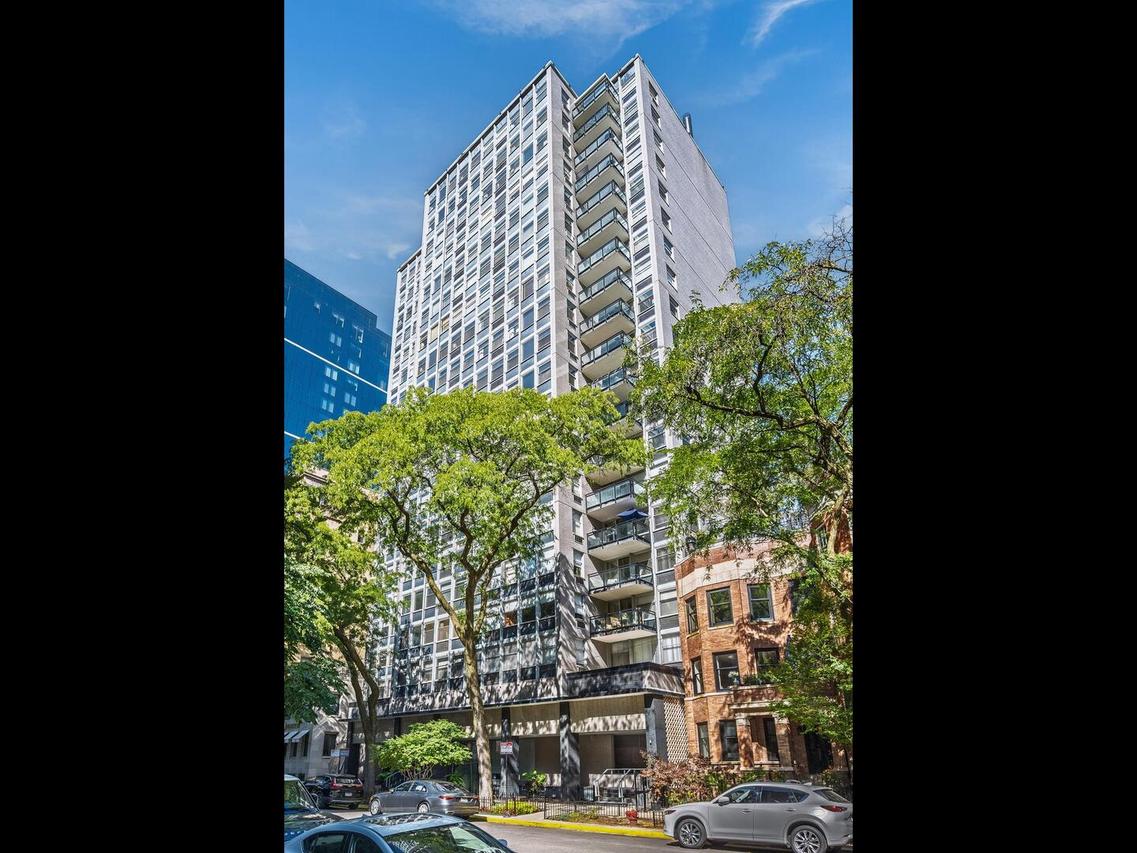 30 E Elm St. #18B, Chicago, IL 60611