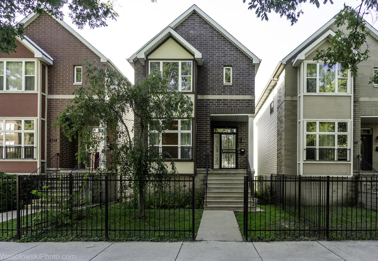 6732 S Dorchester Ave., Chicago, IL 60637