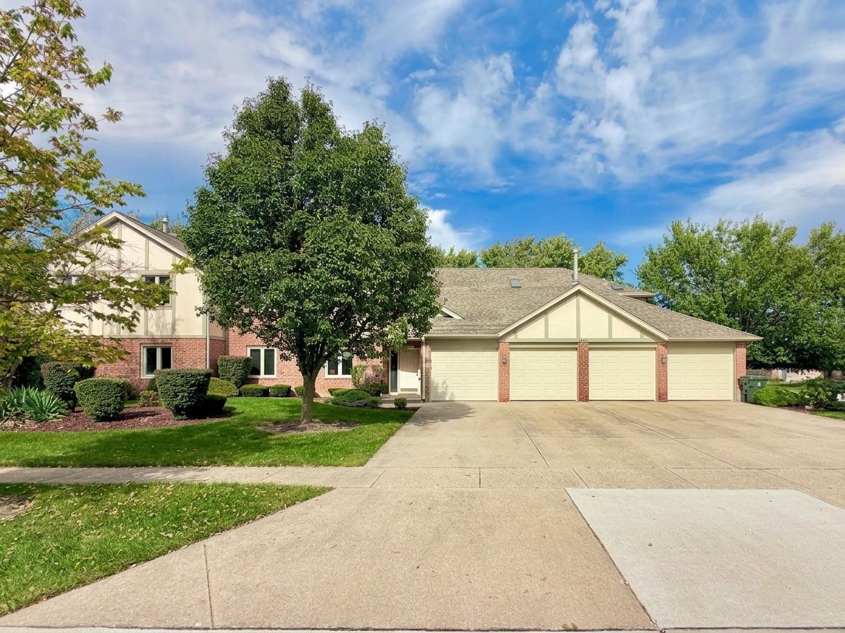 801 Timber Pl. #113, New Lenox, IL 60451