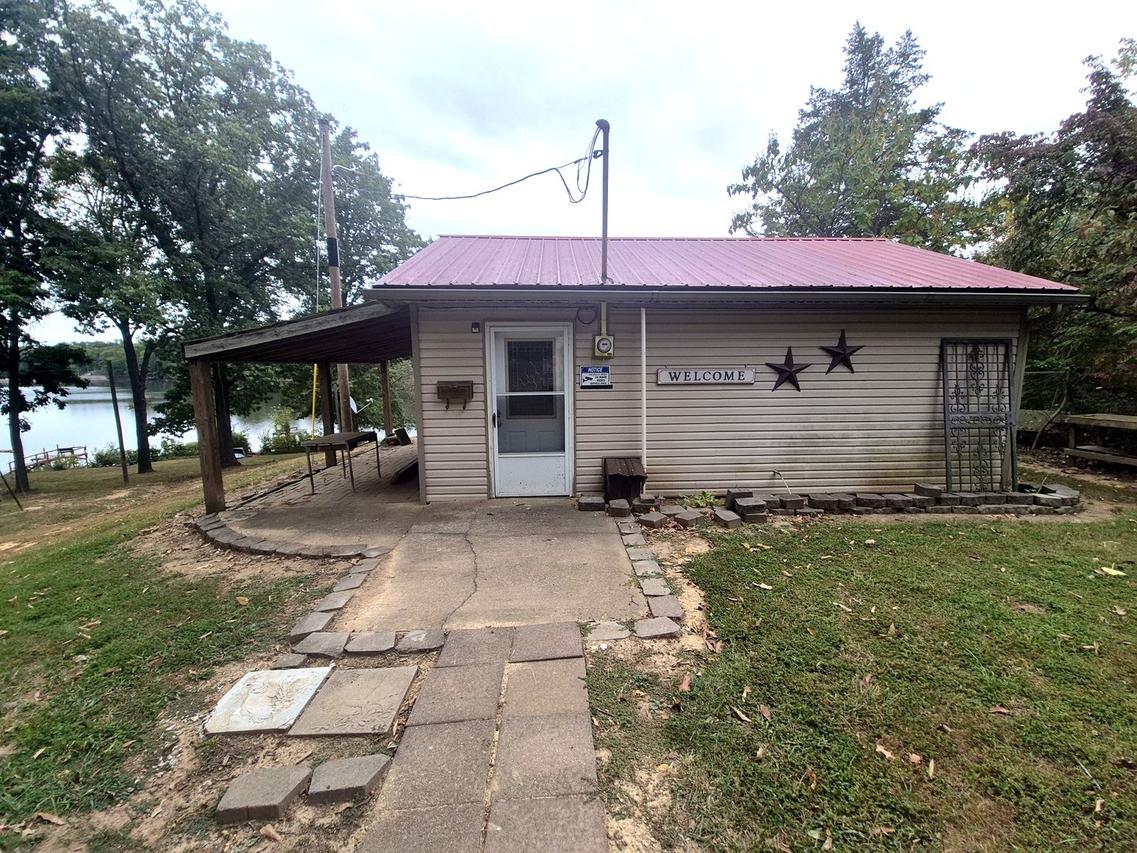 0000 Lakeview Rd., Galatia, IL 62935
