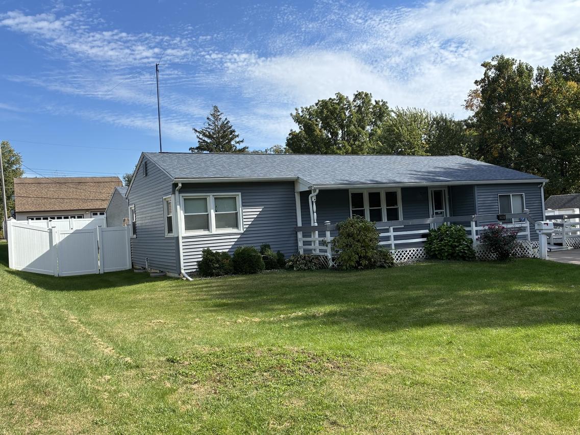 2540 32nd St., Moline, IL 61265