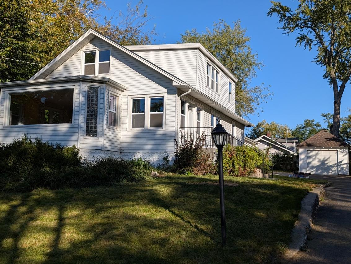 34955 N Augustana Ave., Ingleside, IL 60041