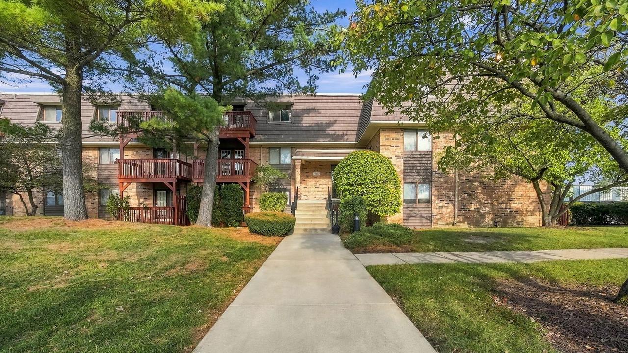 1960 Selmarten Rd. #3809, Aurora, IL 60505
