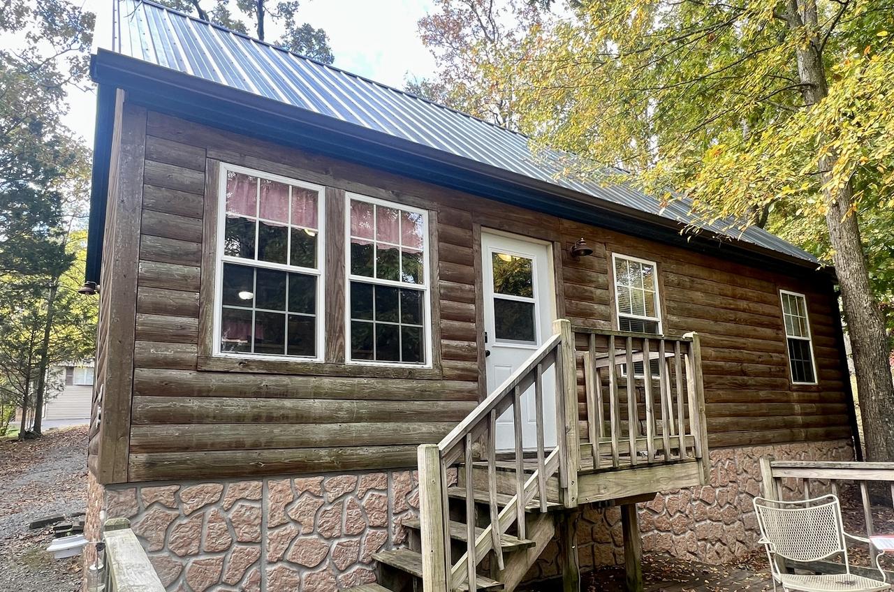 20 Mark Dr., Goreville, IL 62939