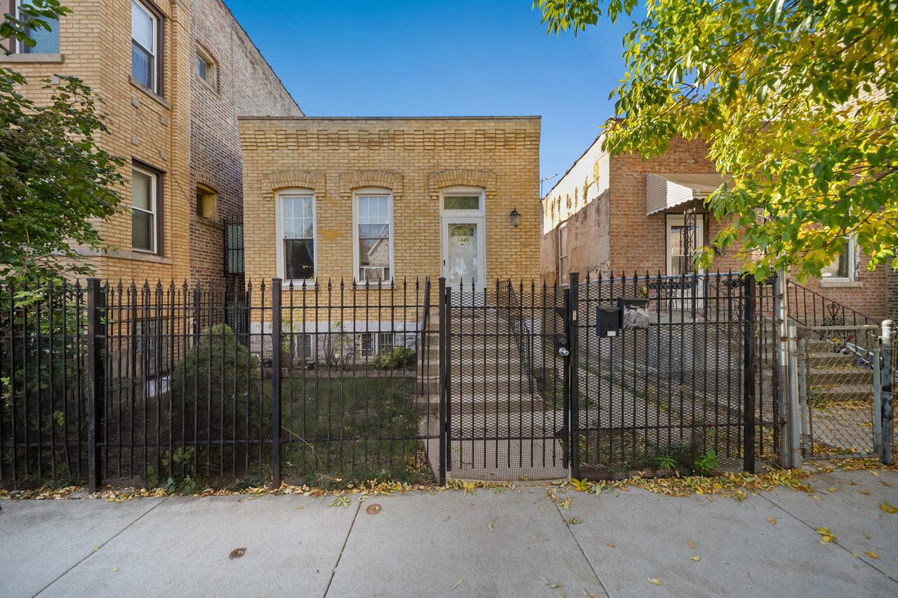 1340 N Hamlin Ave., Chicago, IL 60651