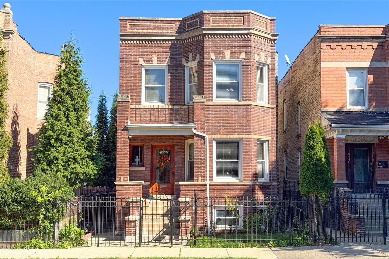 1443 N Harding Ave., Chicago, IL 60651