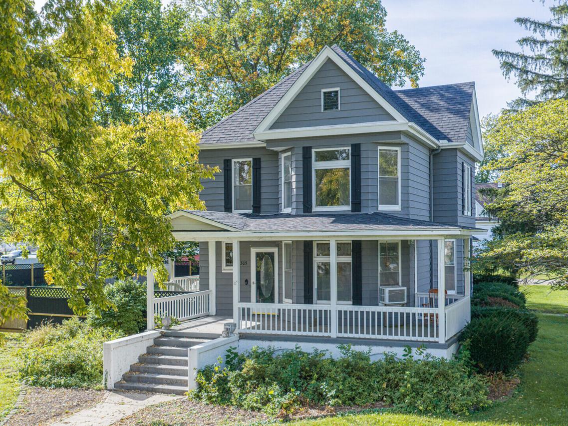 305 Locust St., Mineral, IL 61344