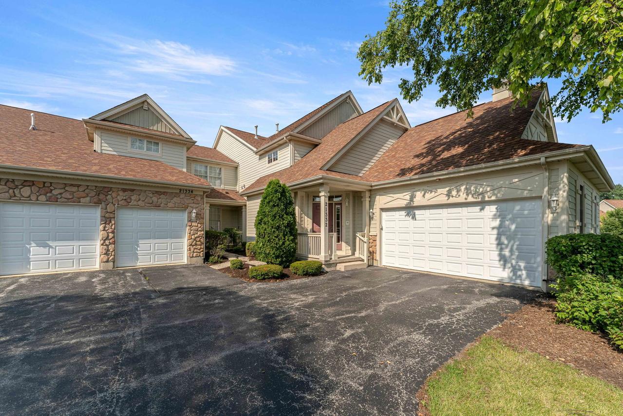 21332 Windy Hill Dr., Frankfort, IL 60423