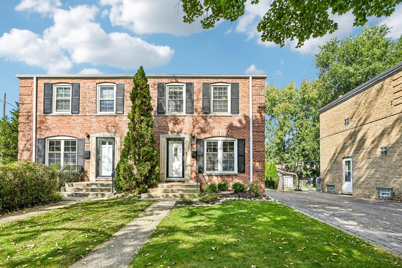 1706 Stockton Ave., Des Plaines, IL 60018