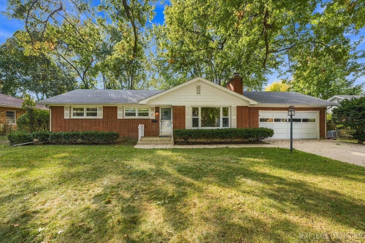 610 North Ave., Batavia, IL 60510