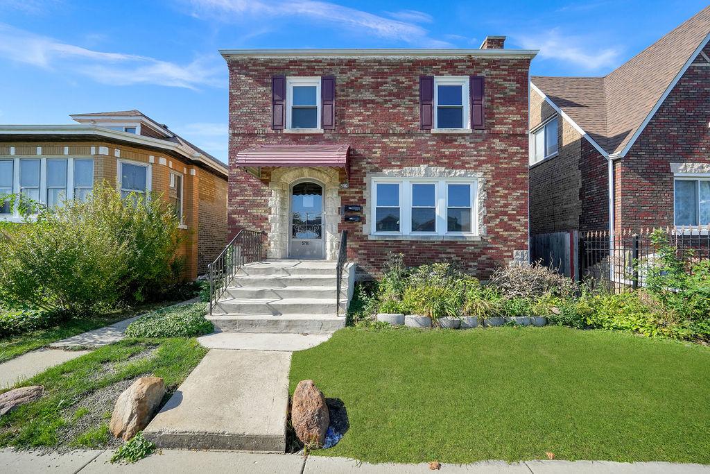 5714 S Whipple St., Chicago, IL 60629