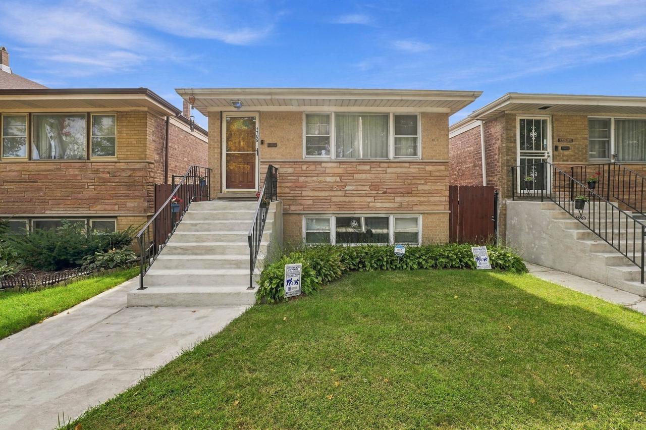 1709 W 43rd St., Chicago, IL 60609