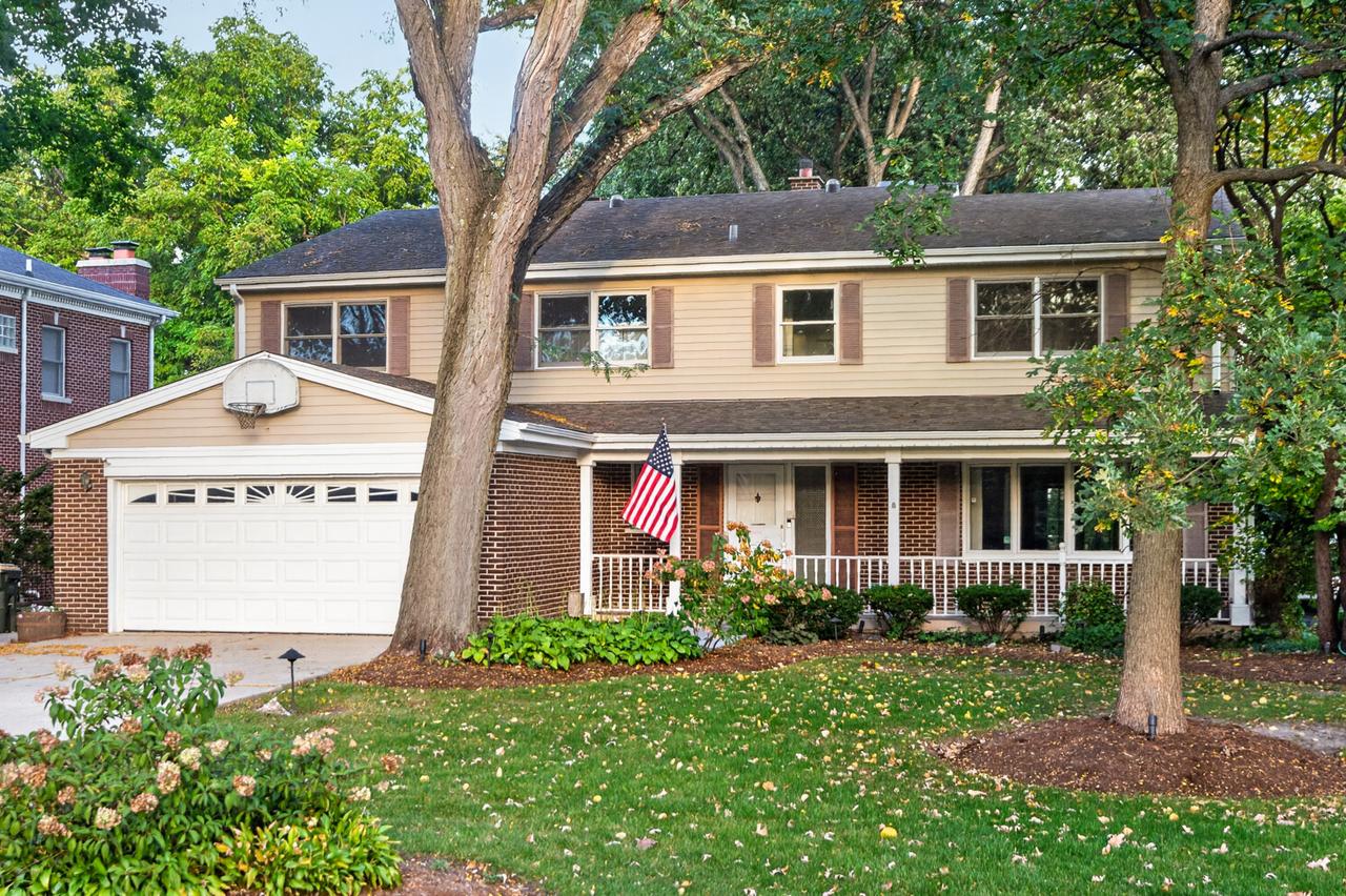 629 N Forrest Ave., Arlington Heights, IL 60004