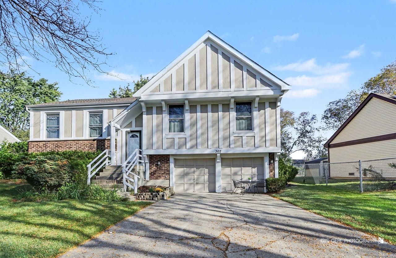302 Appleton Dr., Vernon Hills, IL 60061