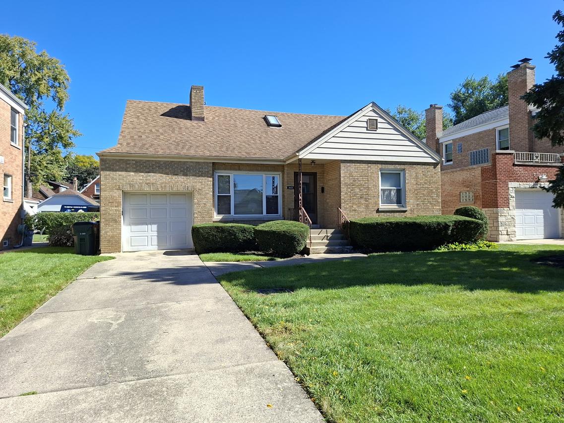 6631 N Saint Louis Ave., Lincolnwood, IL 60712