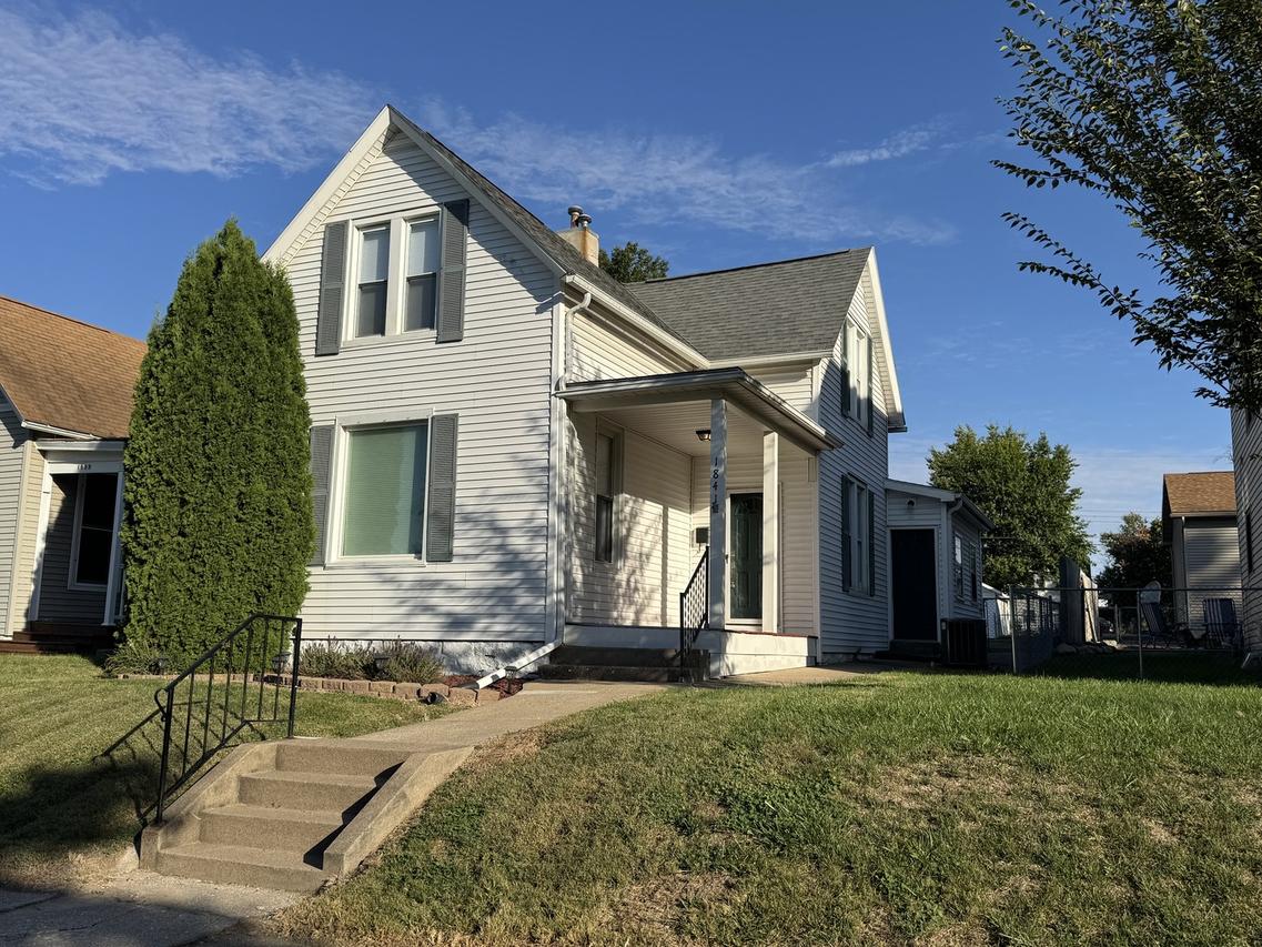 1841 Spring St., Quincy, IL 62301