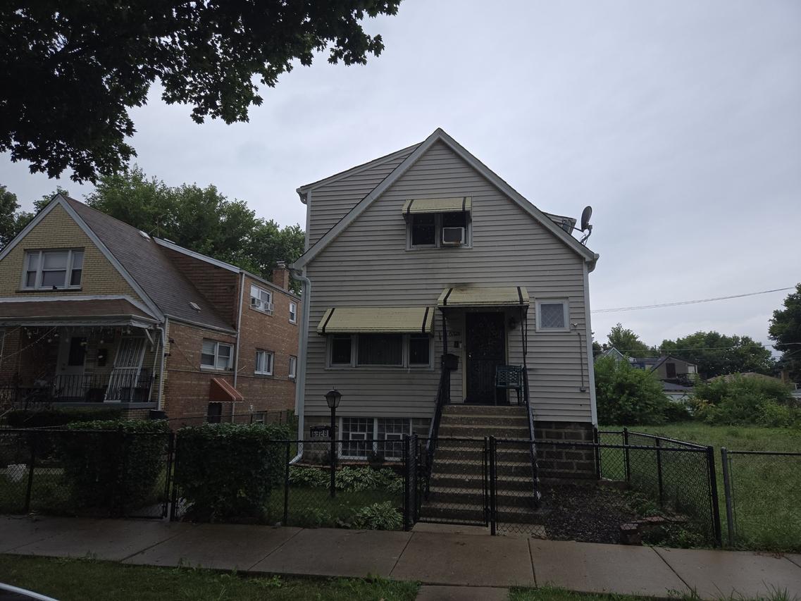 6328 S Hoyne Ave., Chicago, IL 60636