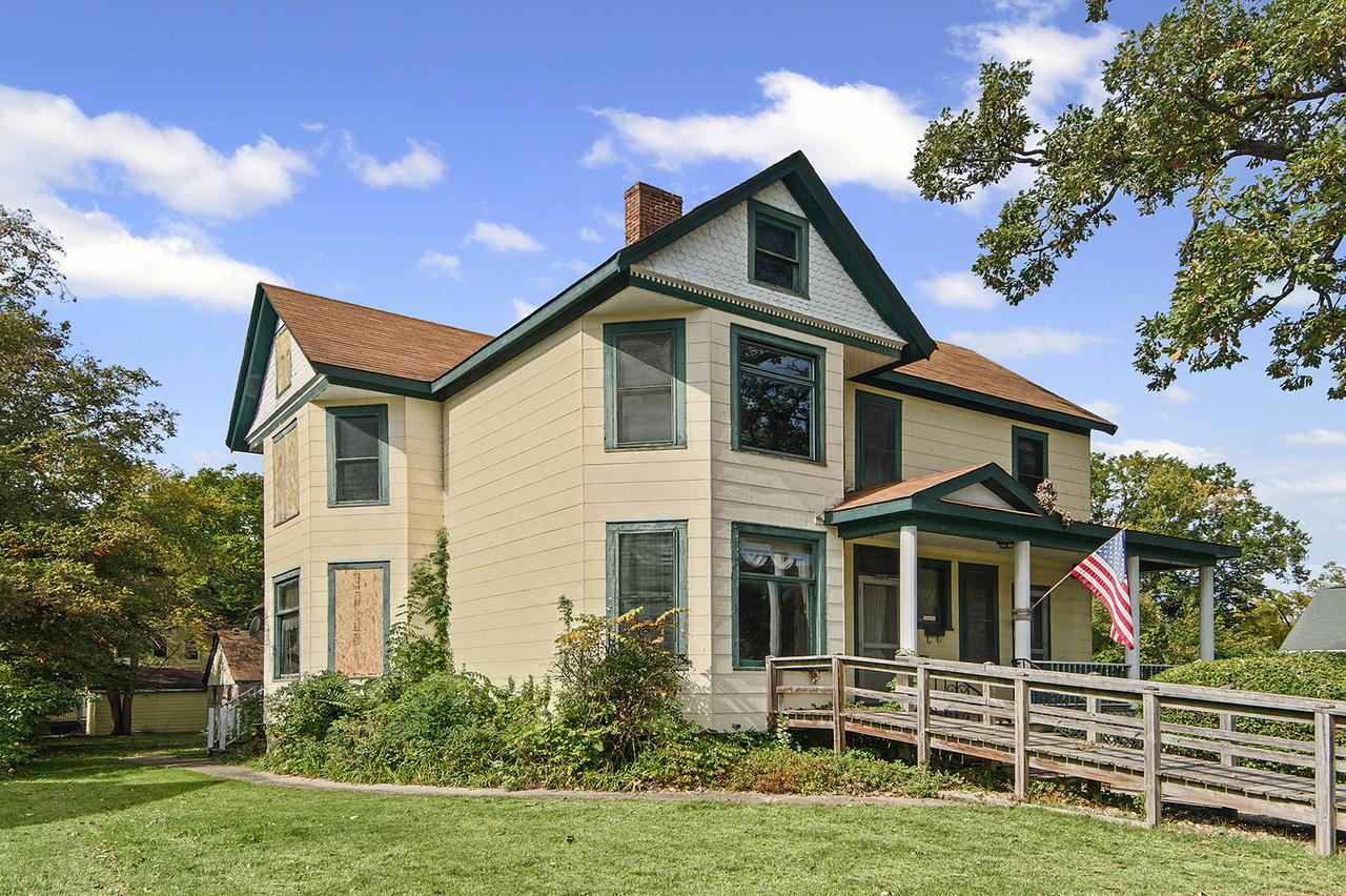 1322 Main St., Crete, IL 60417