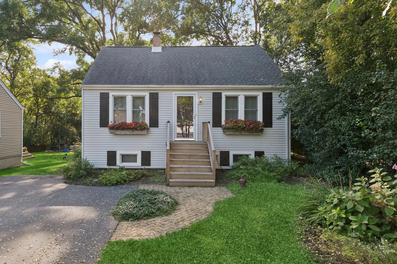 26W125 Jewell Rd., Wheaton, IL 60187