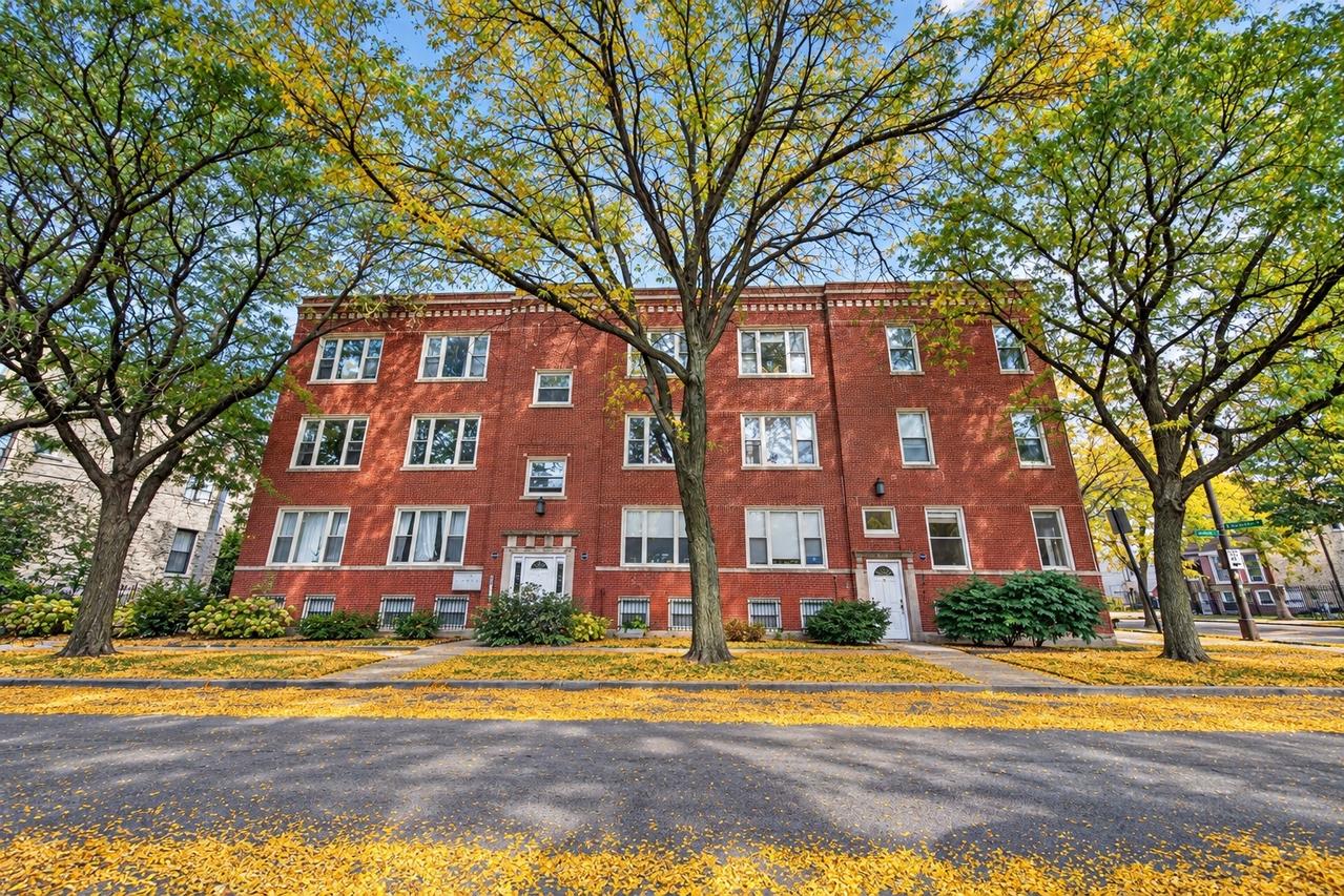 3402 W Medill Ave. #1, Chicago, IL 60647