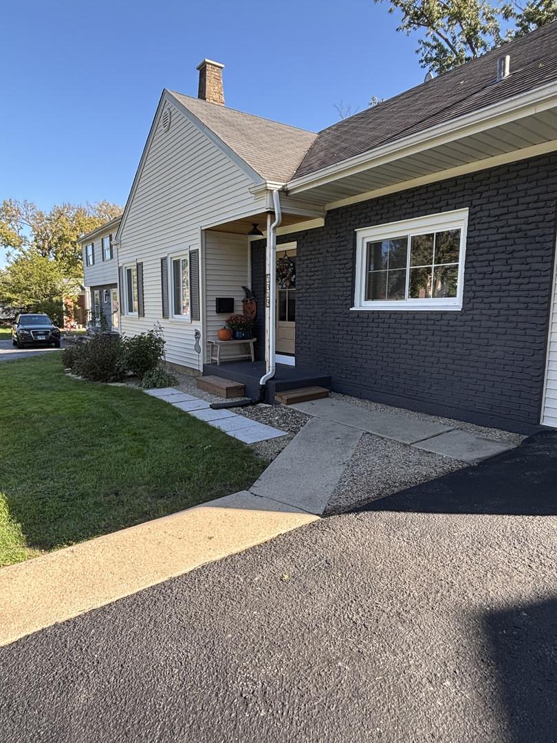 1319 Evergreen Rd., Homewood, IL 60430