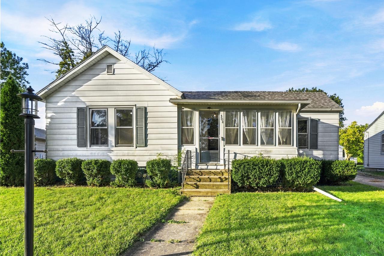 304 E 5th St., Gridley, IL 61744