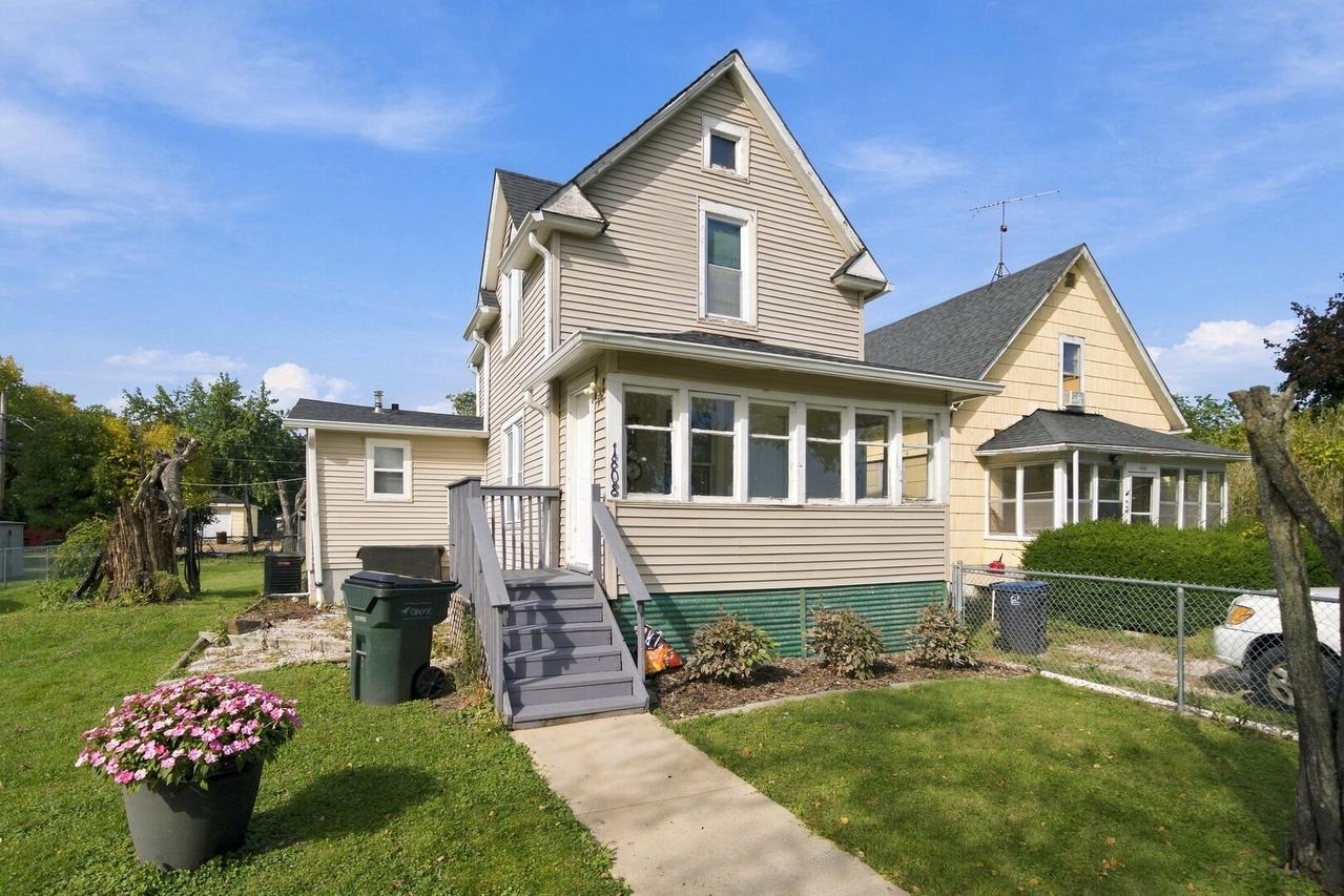 1808 Hermon Ave., Zion, IL 60099