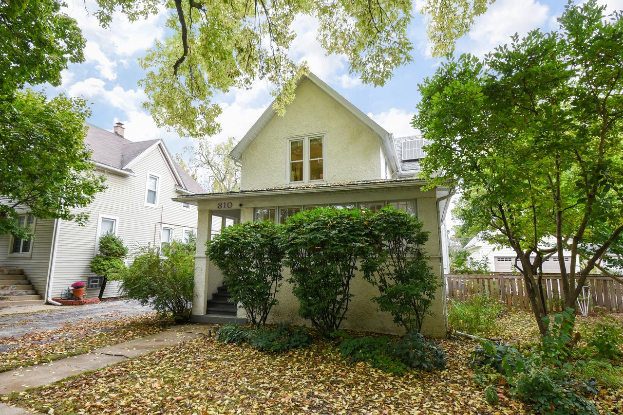 810 Belleforte Ave., Oak Park, IL 60302