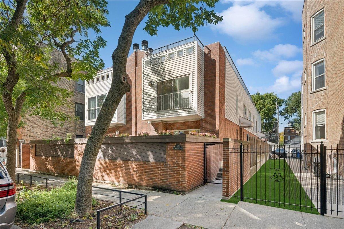 1354 N Wolcott Ave. #B, Chicago, IL 60622