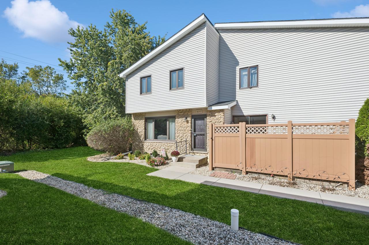 627 Northgate Rd., New Lenox, IL 60451