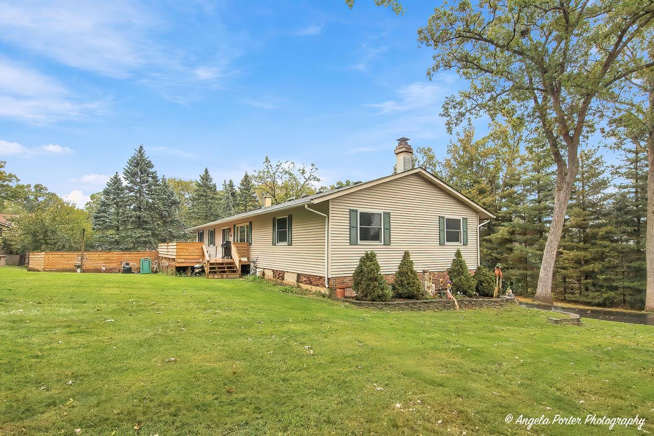8510 Coral Rd., Wonder Lake, IL 60097