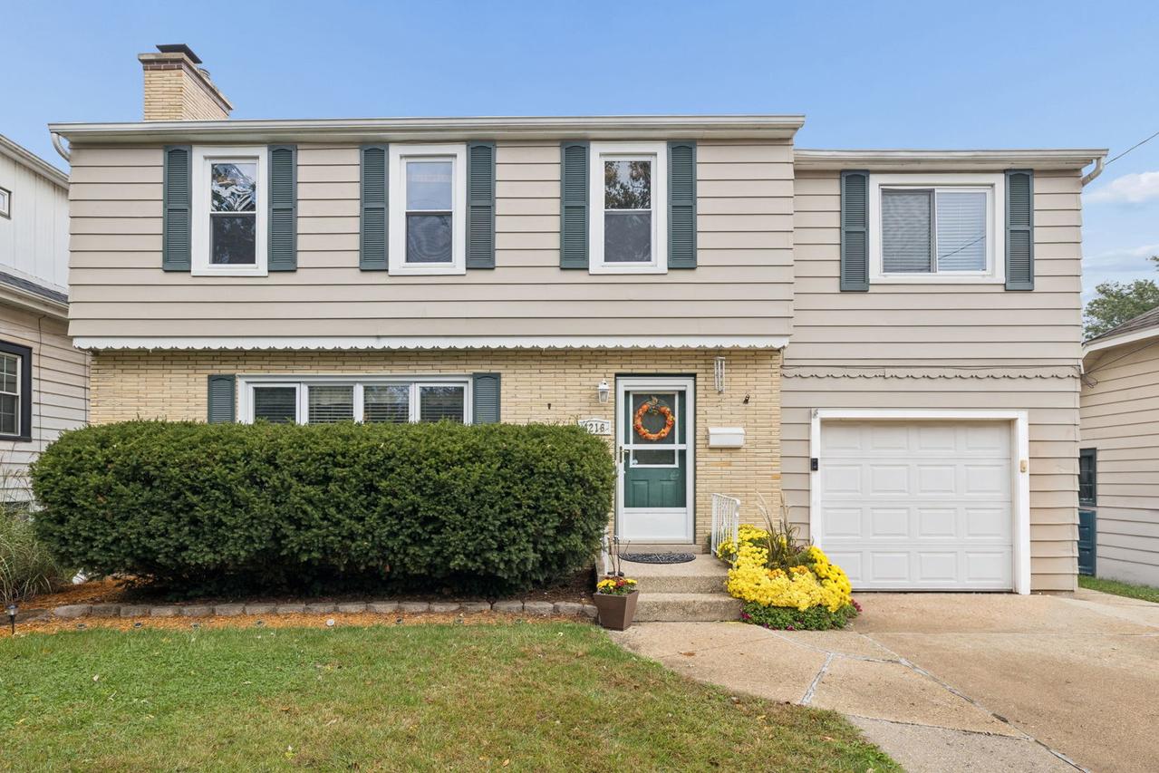 4216 149th St., Midlothian, IL 60445