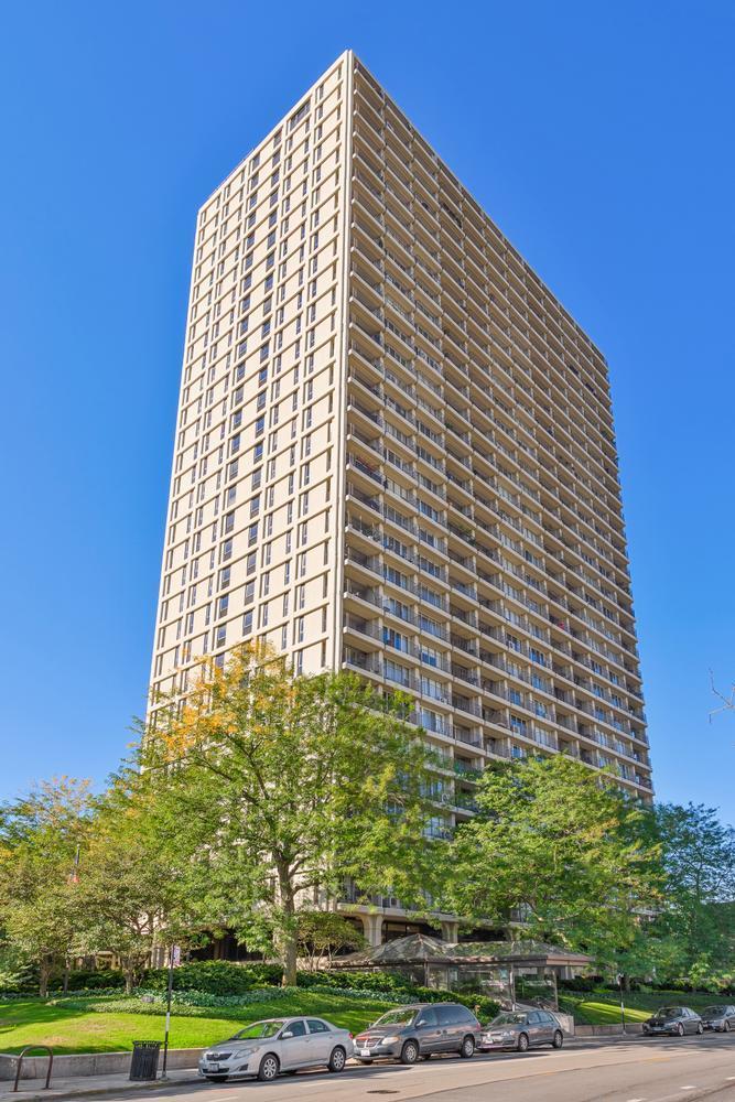 1960 N Lincoln Park West Ave. #506, Chicago, IL 60614