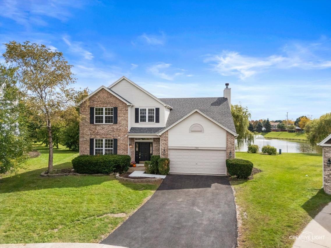 1703 Hidden Oaks Ct., Plainfield, IL 60586